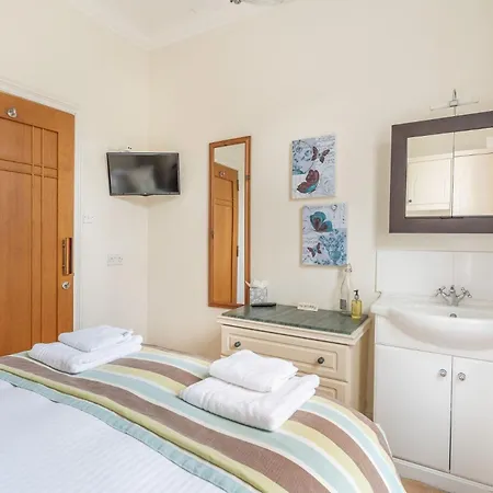 7 Bed In Ambleside Oc-Lr053 *