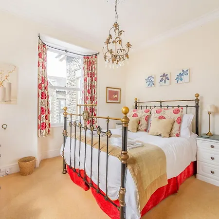 Tatil Evi 7 Bed In Ambleside Oc-Lr053 *