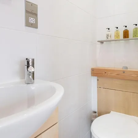 7 Bed In Ambleside Oc-Lr053 אמבלסייד