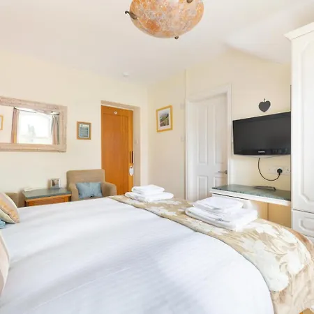 7 Bed In Ambleside Oc-Lr053 *
